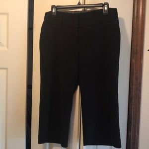 Maurice’s Black Capris Elegant 9-5 Size 7/8